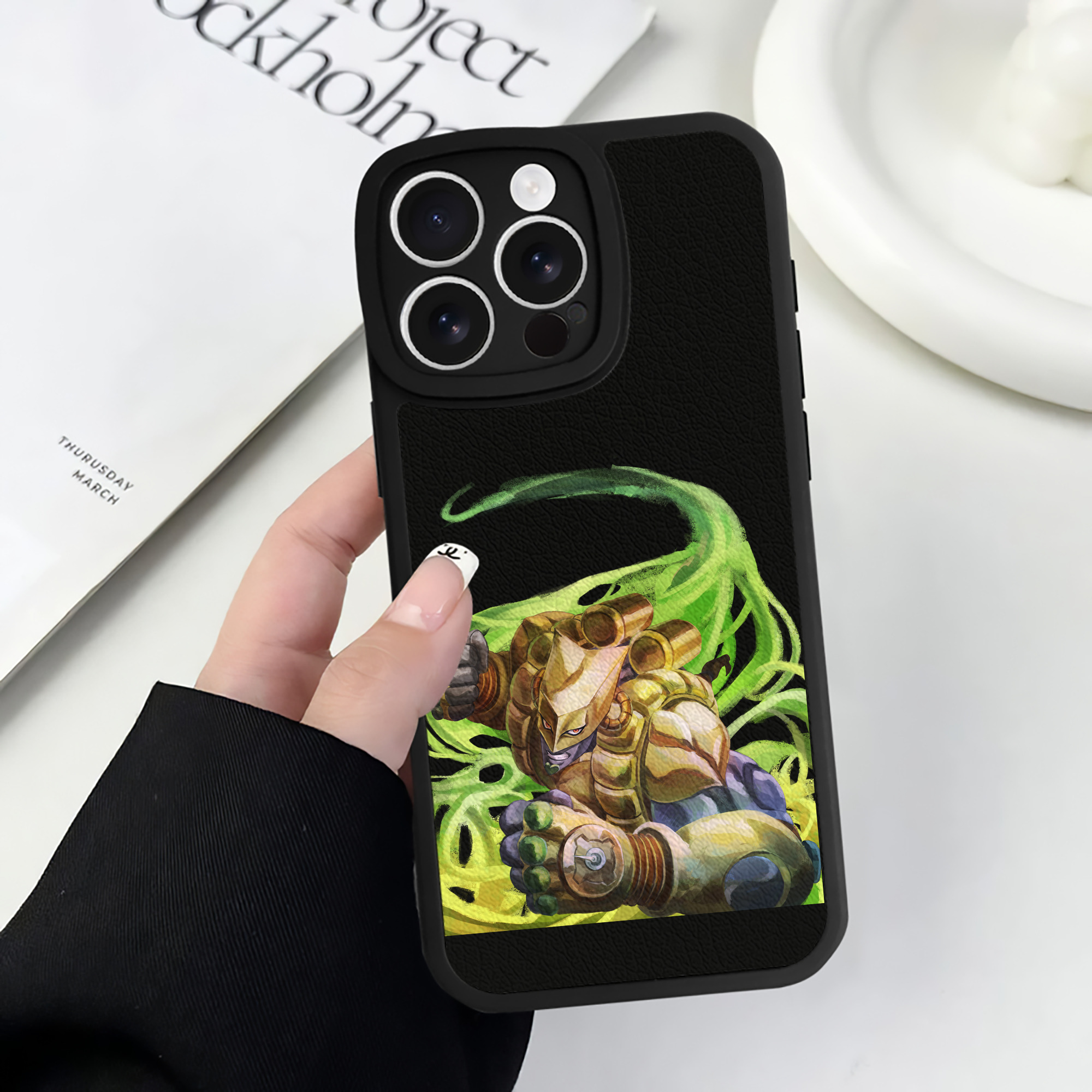 （画像用） ジョジョの奇妙な冒険 ディオ?ブランドー JoJo's Bizarre Adventure Dio Brando 【iPhone 16シリーズ対応】シリコンスマホケース（レザー調） 材質：シリコン